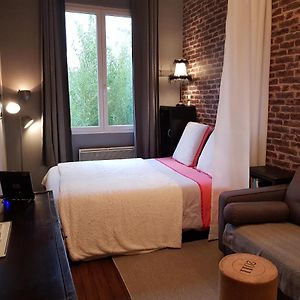 Studio met een King Size Bed